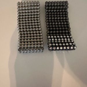 2 brackets for the price of 1.